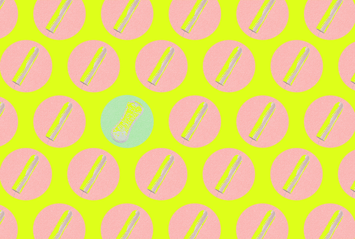 Multiple pink circles with tampons in them and one blue circle with a maxipad sit against a yellow background.